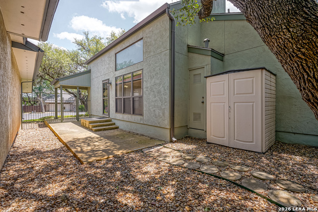 3411 Wellsprings Dr Property Photo 44