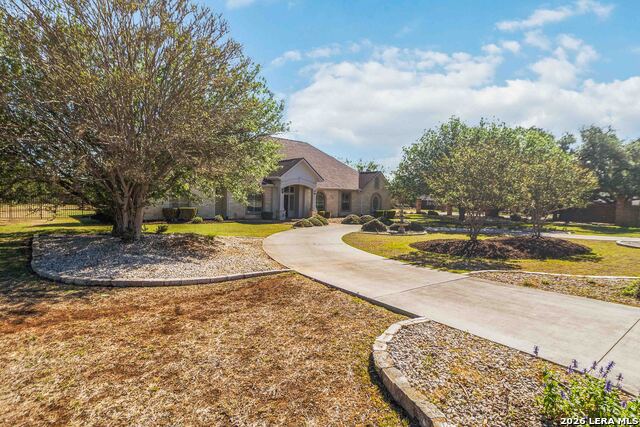 1116 Stagecoach Trl Property Photo 3