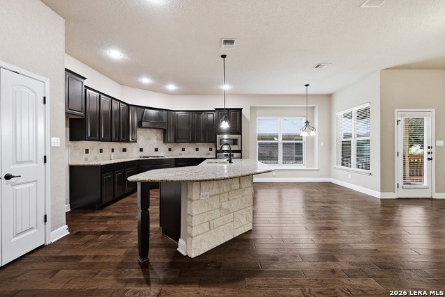 27115 Smokey Chase Property Photo 6
