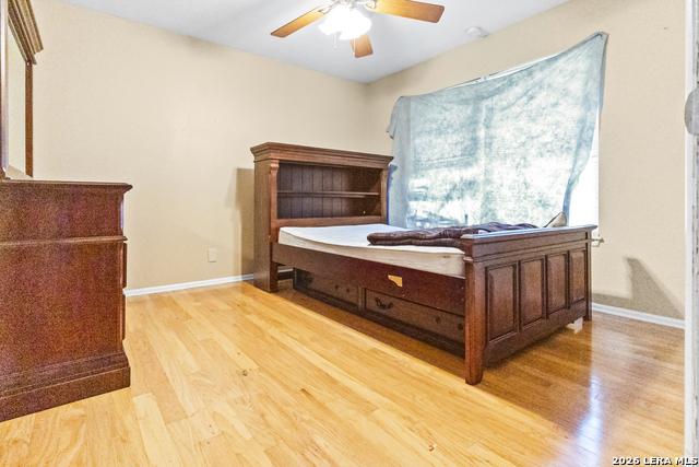 302 Redcliff Property Photo 9