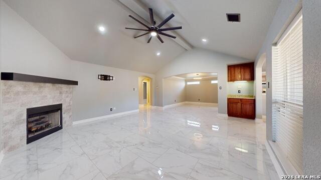 6127 Royal Rdg Property Photo 6