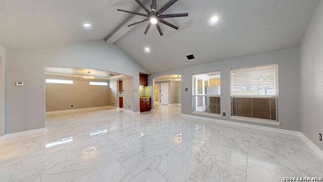 6127 Royal Rdg Property Photo 7
