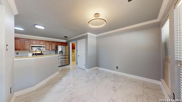 6127 Royal Rdg Property Photo 20