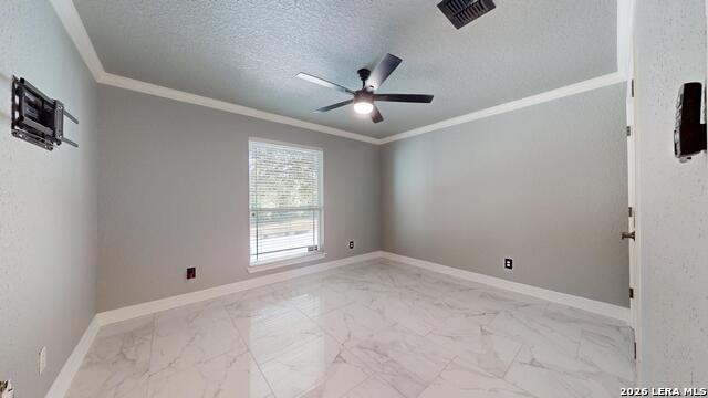 6127 Royal Rdg Property Photo 21