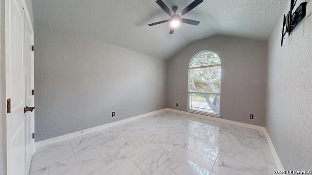 6127 Royal Rdg Property Photo 26