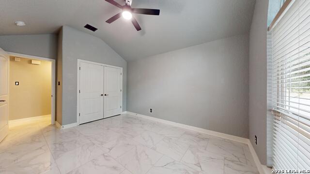 6127 Royal Rdg Property Photo 29