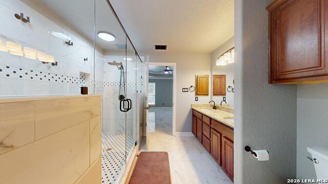 6127 Royal Rdg Property Photo 40