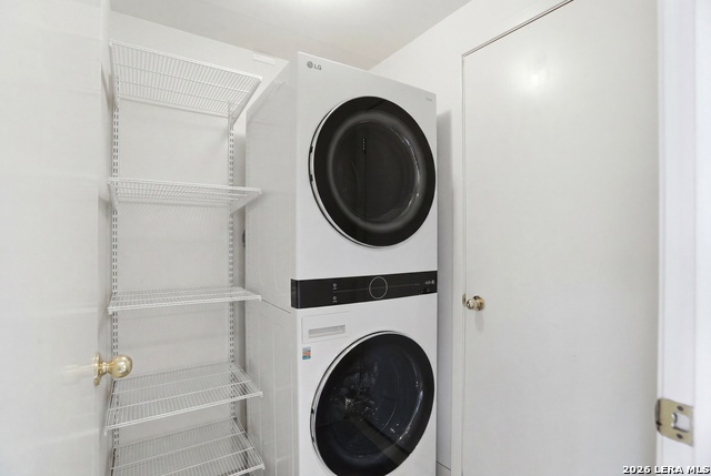 7887 Broadway Property Photo 18