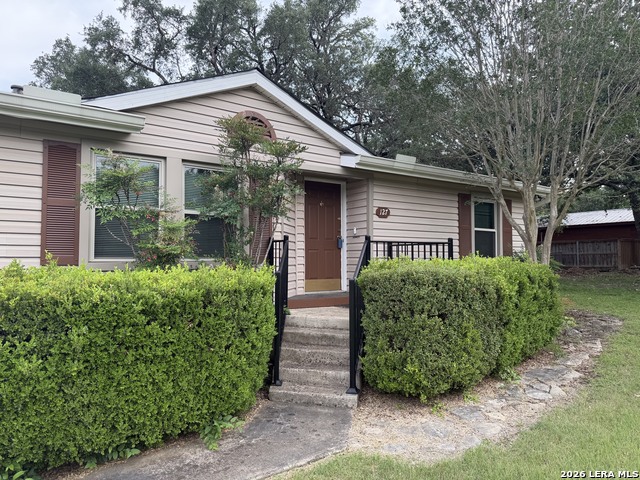 127 Stonegate Property Photo 1