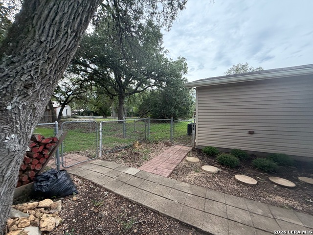 127 Stonegate Property Photo 26