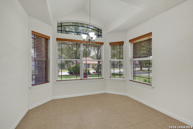 123 River Park Dr Property Photo 5