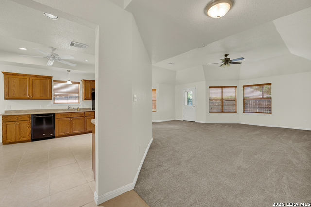 123 River Park Dr Property Photo 6