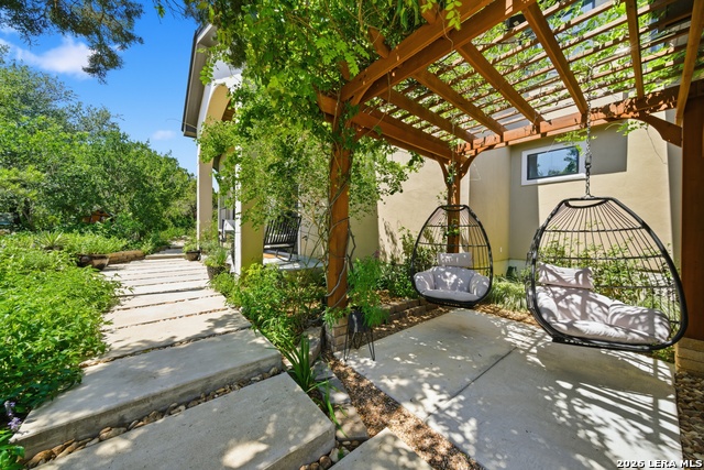 10042 Rafter S Trl Property Photo 5