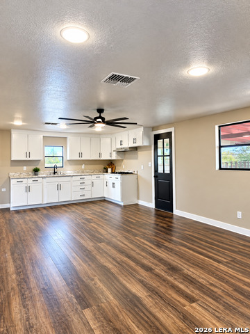 508 Nueces Property Photo 2