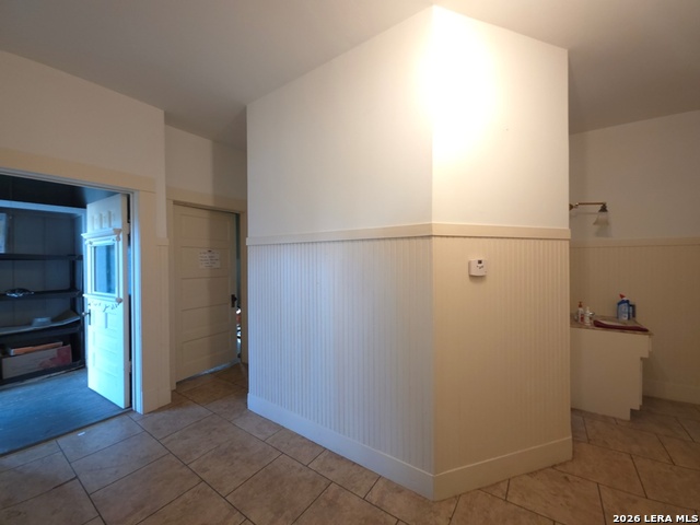 311 E Broadway St Property Photo 18