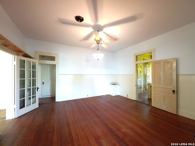 311 E Broadway St Property Photo 22