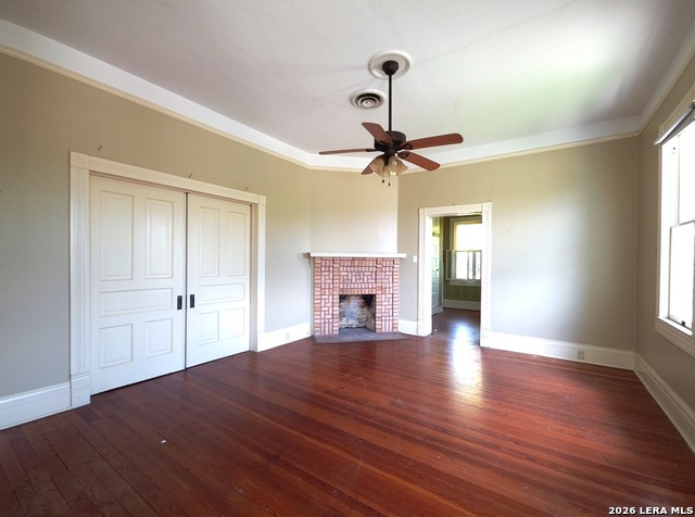 311 E Broadway St Property Photo 25