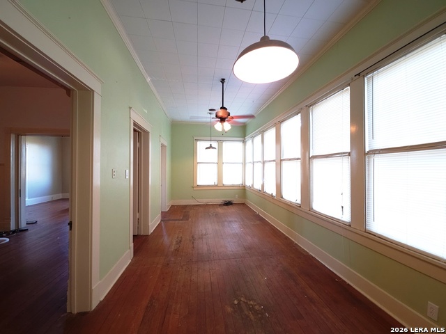 311 E Broadway St Property Photo 28