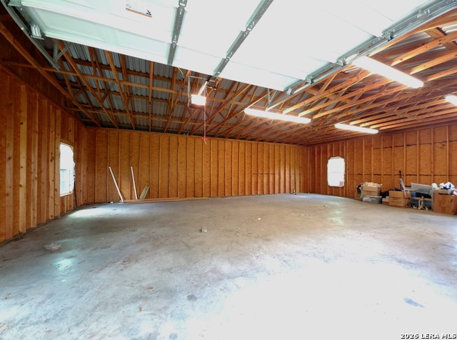 311 E Broadway St Property Photo 38