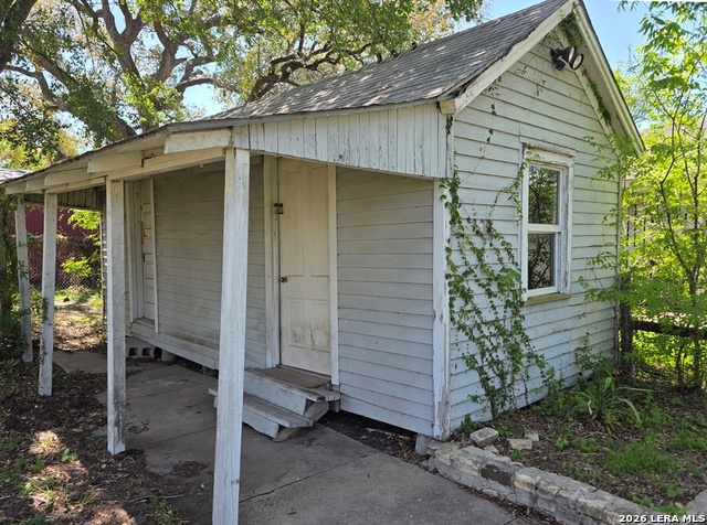 311 E Broadway St Property Photo 45