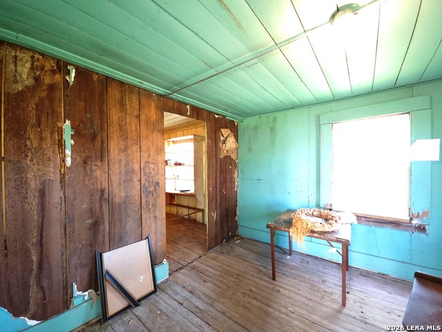 311 E Broadway St Property Photo 50