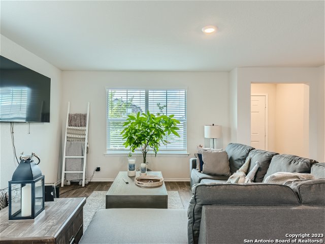 15347 Shortwing Property Photo 8