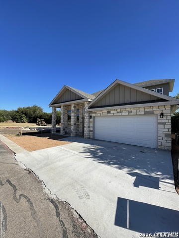 107 Sutton Pl Property Photo 1