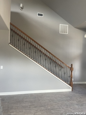 107 Sutton Pl Property Photo 6