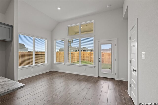 1910 Pining St Property Photo 8