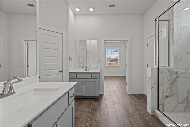 1910 Pining St Property Photo 10