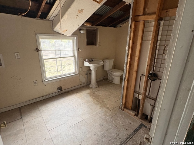 211 Gabriel Property Photo 10