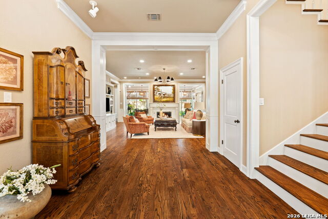 2 Chatsworth Way Property Photo 2