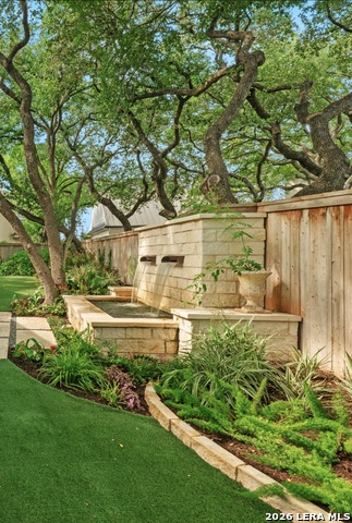 2 Chatsworth Way Property Photo 36