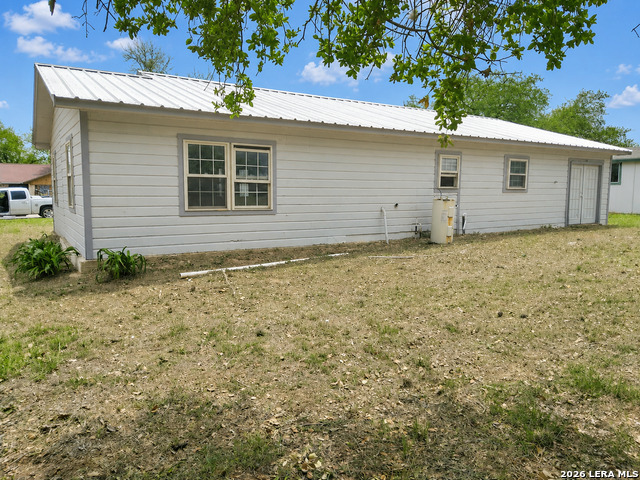 82 Lance Ln Property Photo 2