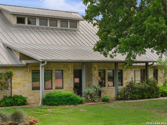 1163 Big Bend Ln Property Photo 2