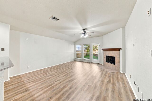 3451 Bennington Way Property Photo 6