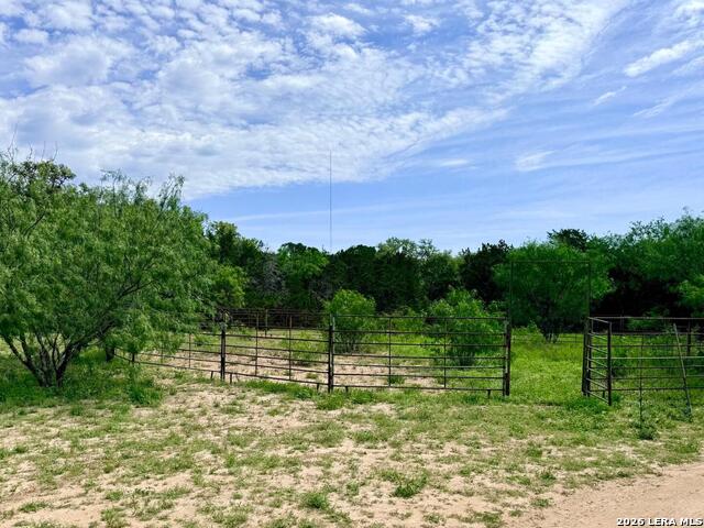 254 Kens Rd Property Photo 5