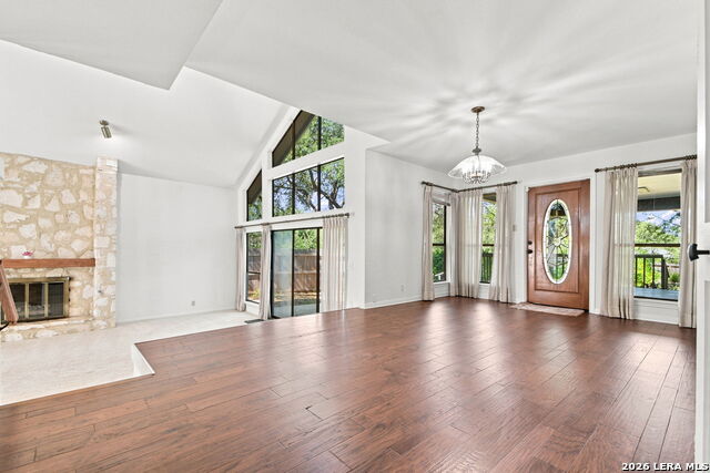 1739 Royal Crescent Property Photo 5