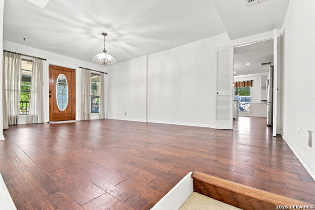 1739 Royal Crescent Property Photo 6