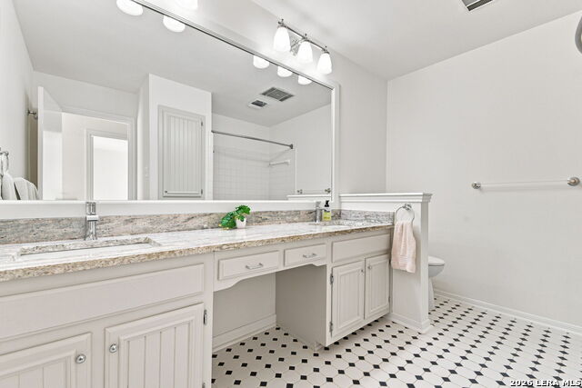 1739 Royal Crescent Property Photo 33