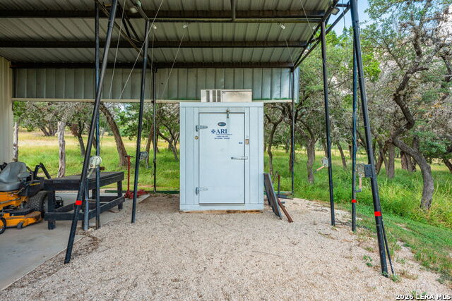 7364 Fm 2828 Property Photo 33