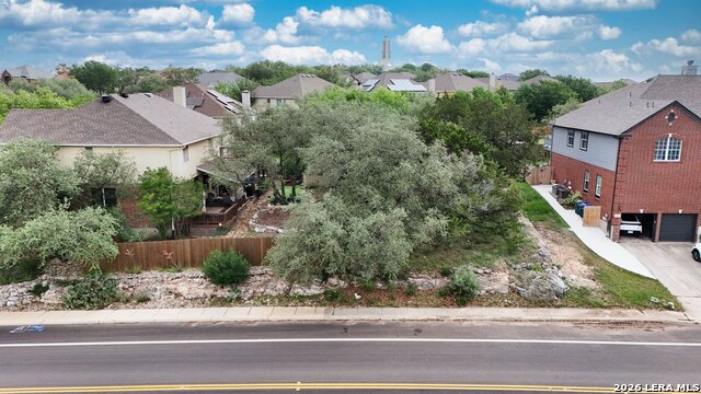 21142 Las Lomas Property Photo 4