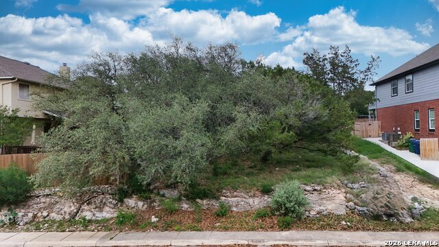 21142 Las Lomas Property Photo 7