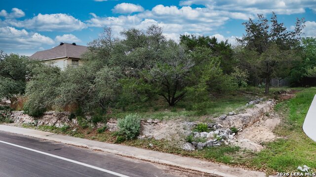 21142 Las Lomas Property Photo 8