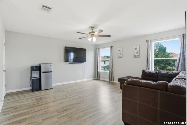 5930 Sapphire Cave Property Photo 16