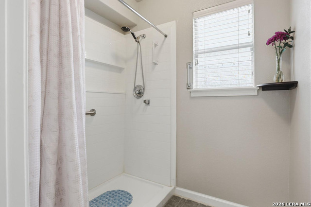 5930 Sapphire Cave Property Photo 29