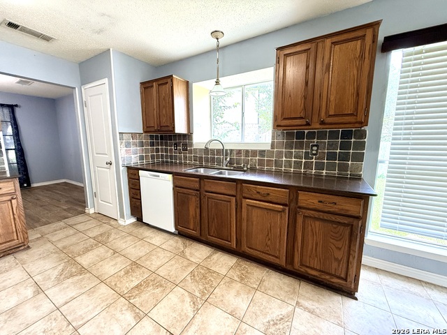 2812 Hidden Grove Ln Property Photo 6