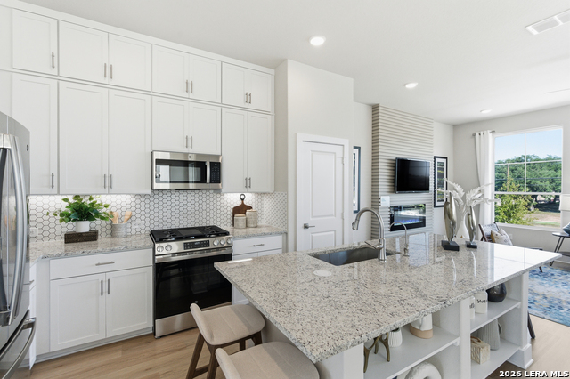6464 Babcock Rd Property Photo 24