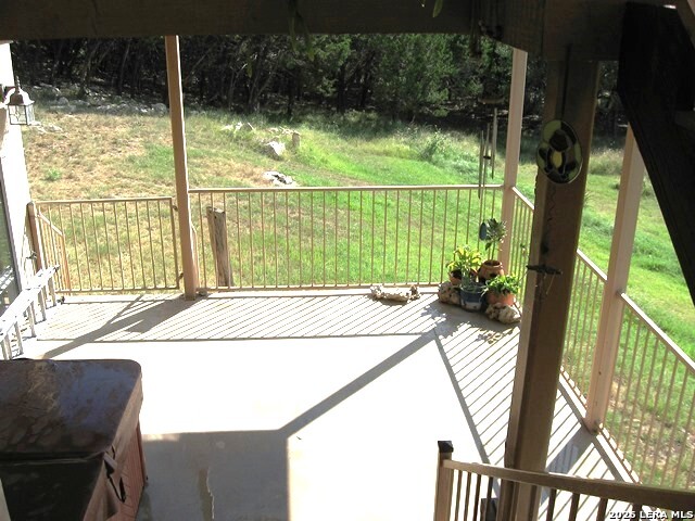 2552 Connie Dr Property Photo 24