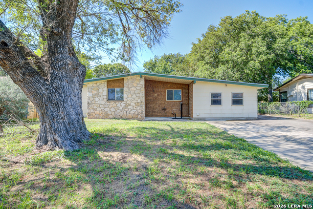 430 Lanier Property Photo 2